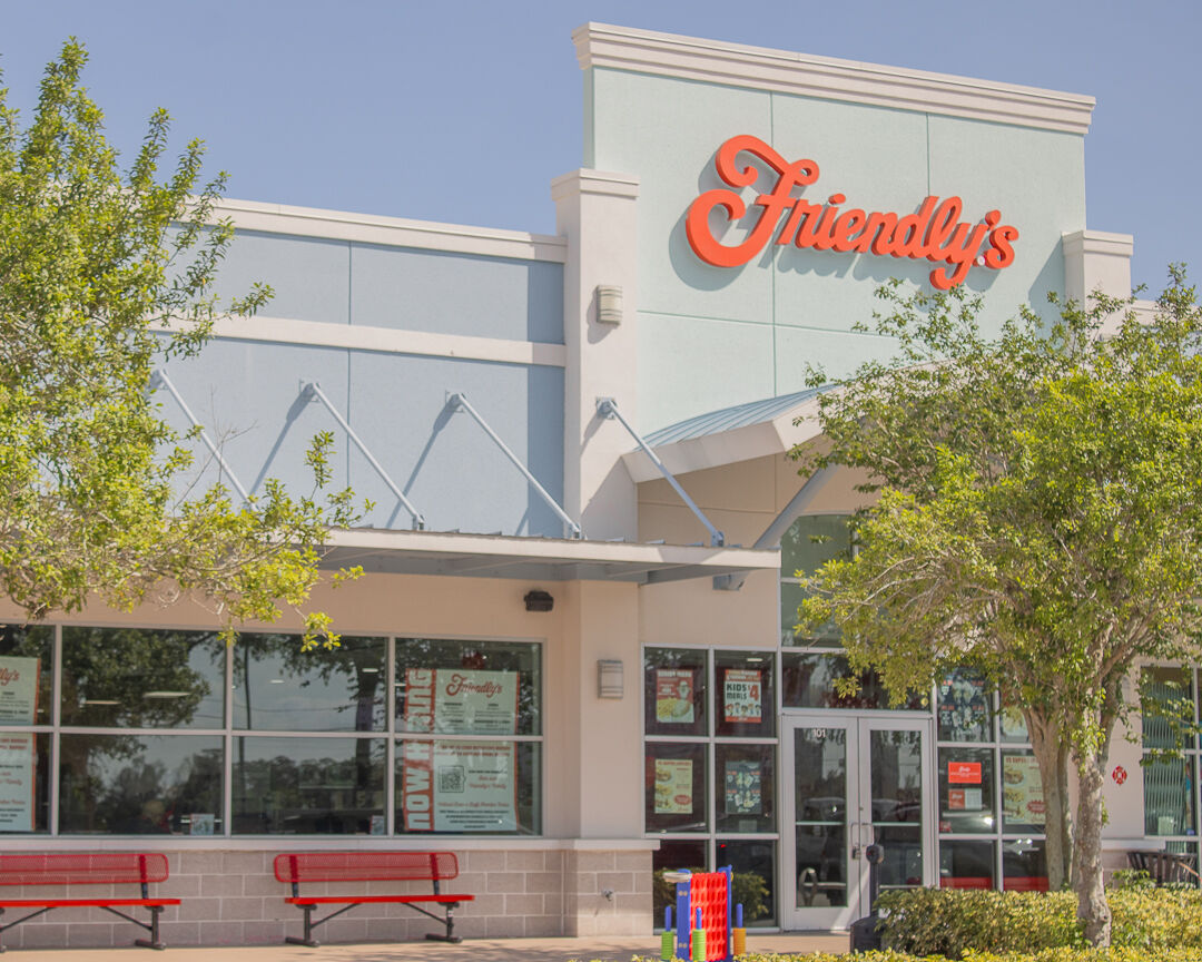 Friendlys Event-003 (1).jpg